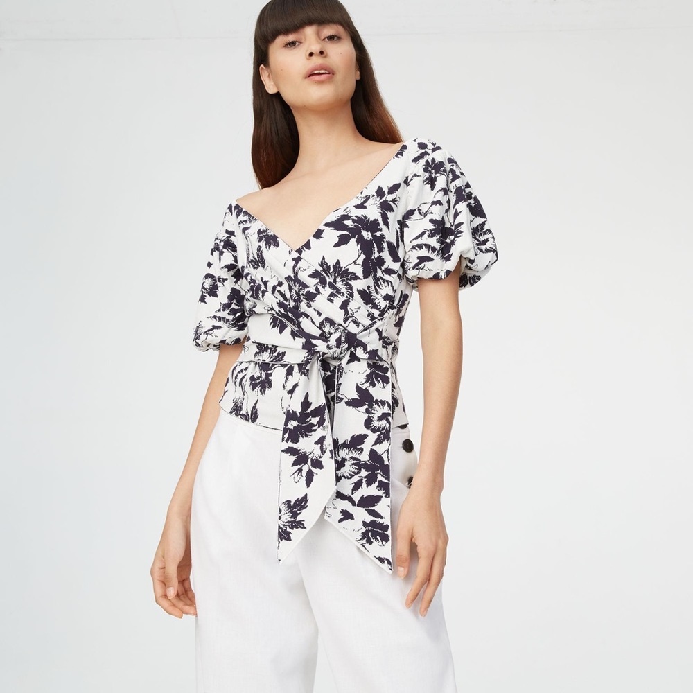 NWT Club Monaco Japera Sweater, XS